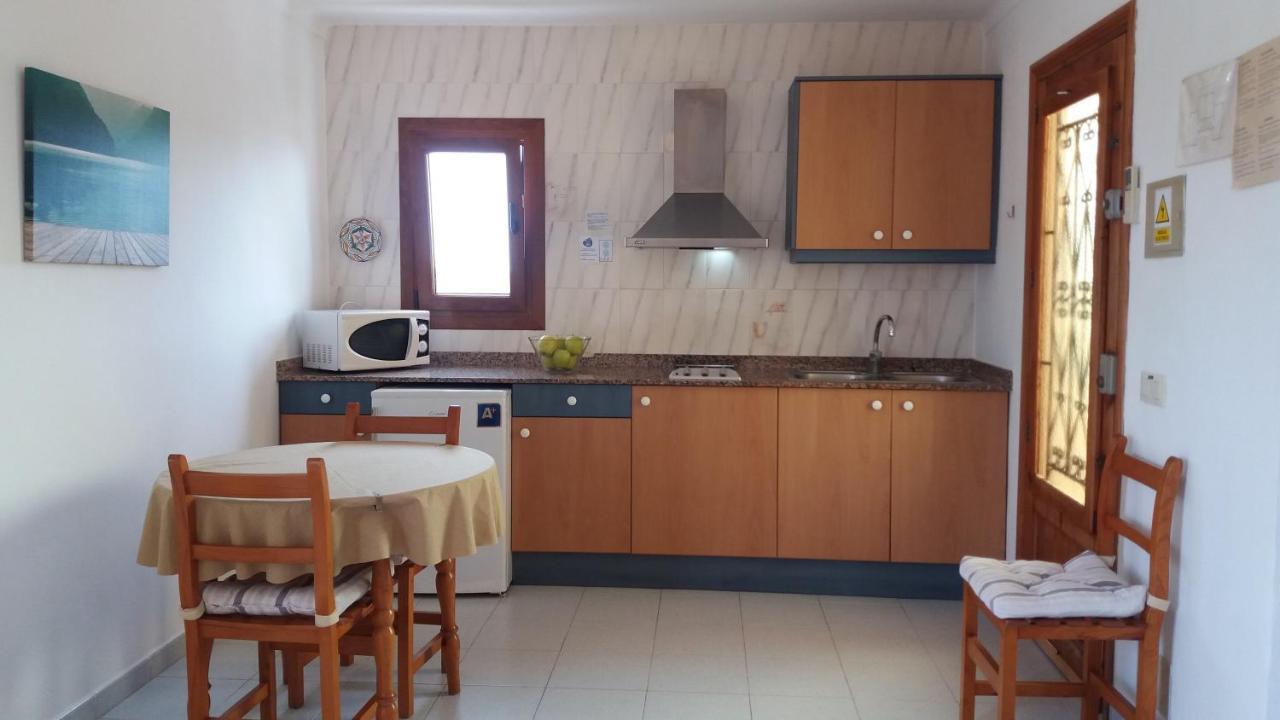 Apartamentos Villa Primera Cala Figuera  Luaran gambar