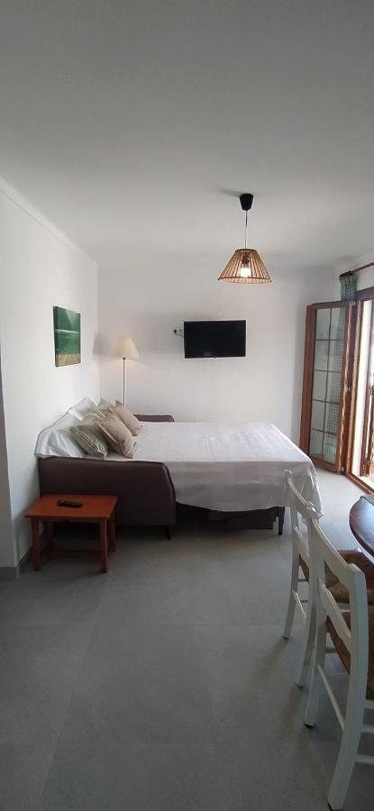 Apartamentos Villa Primera Cala Figuera  Luaran gambar