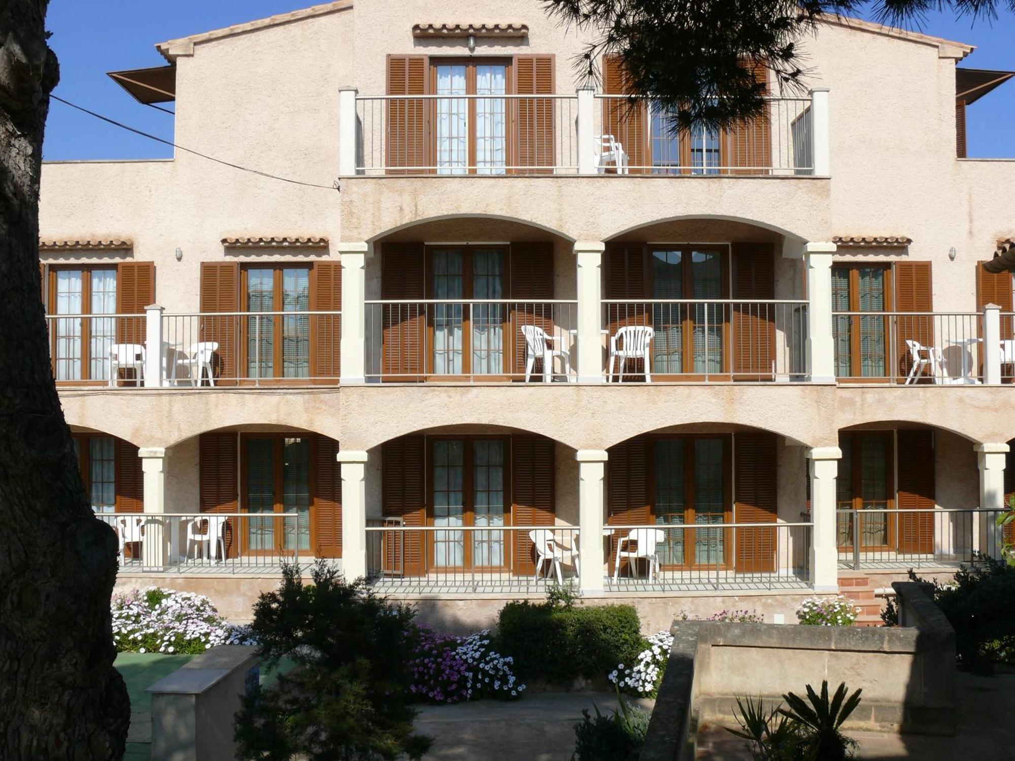 Apartamentos Villa Primera Cala Figuera  Luaran gambar